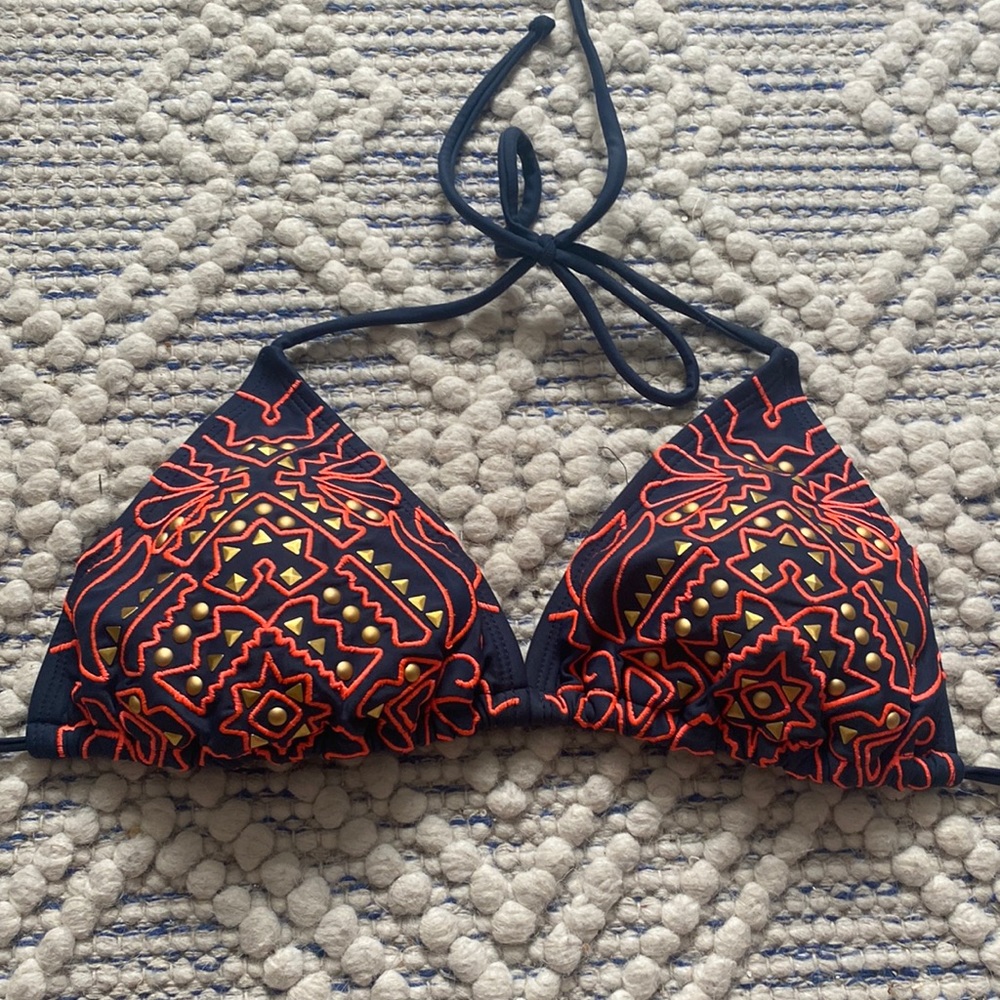 Tie bikini top